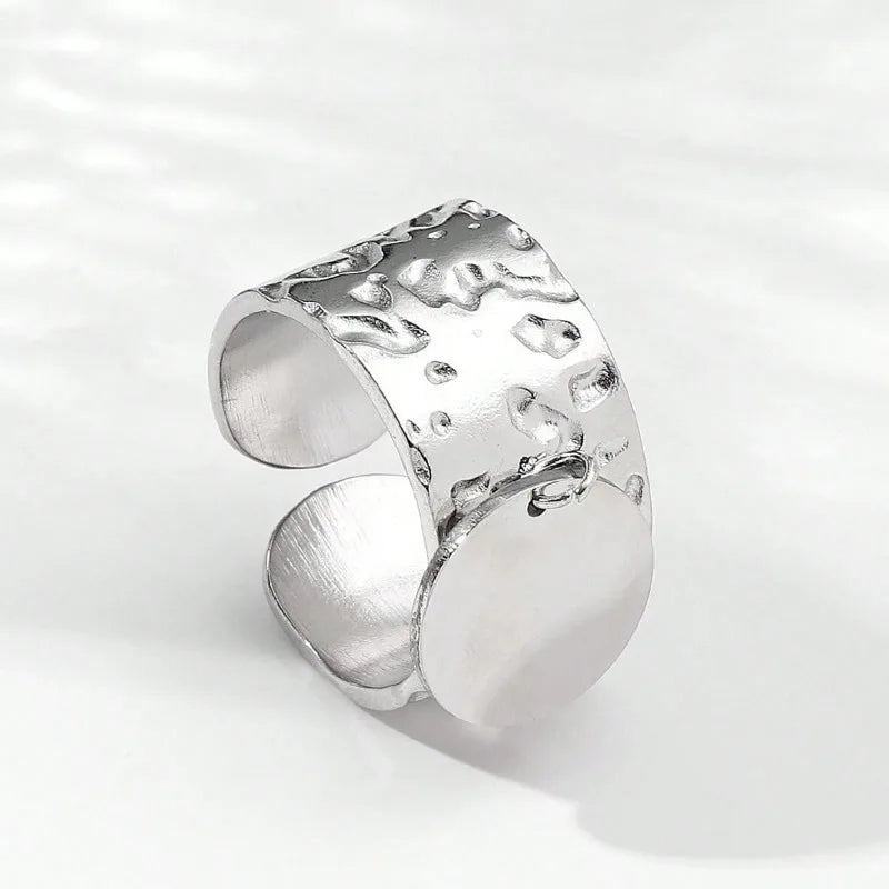 2024 New Stainless Steel Ripple Pendant Women'S Ring from Europe and America, Hot Selling Jewelry Gift