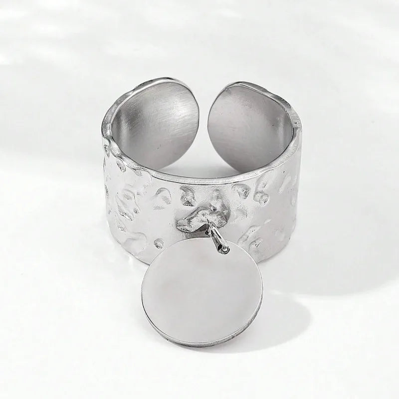 2024 New Stainless Steel Ripple Pendant Women'S Ring from Europe and America, Hot Selling Jewelry Gift