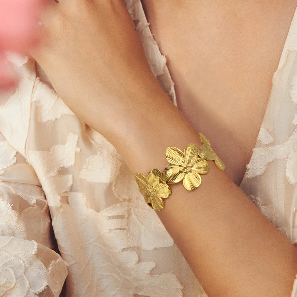 Fashion Big Flowers Cuff Bracelet for Women Stainless Steel Gold Color Bangle Bohemian Jewelry Wedding Gift